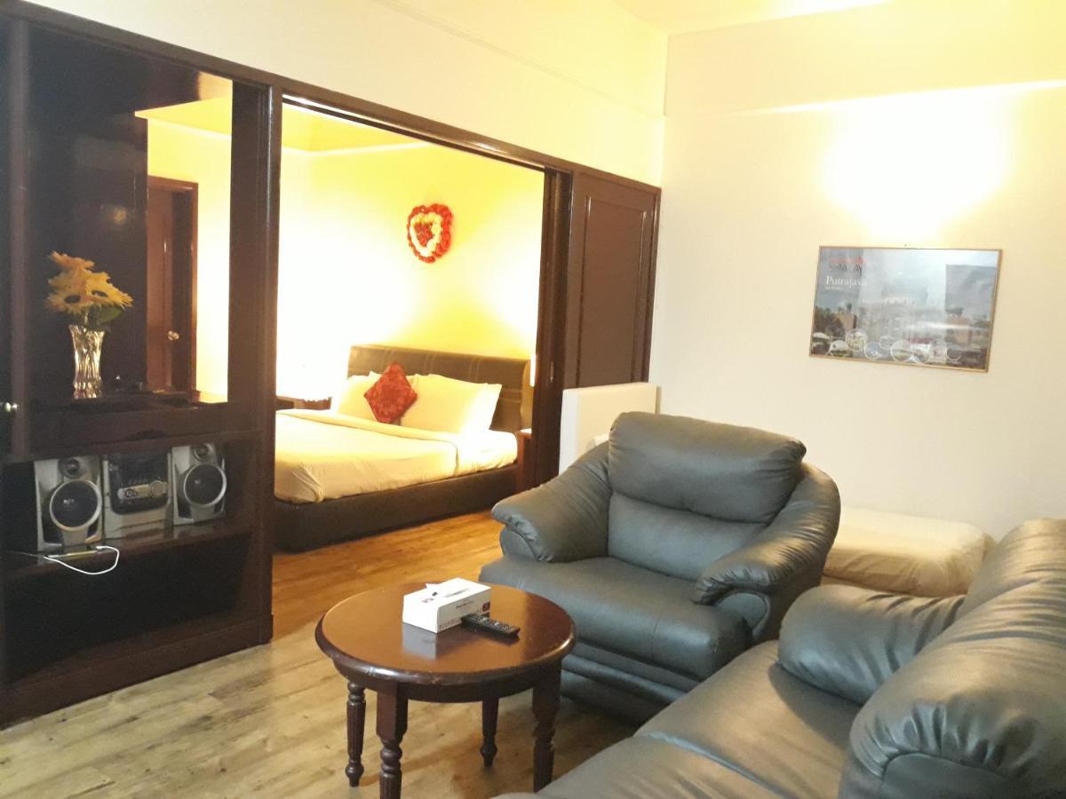 Residence Suite At Berjaya Times Square Kl Kuala Lumpur Exterior photo